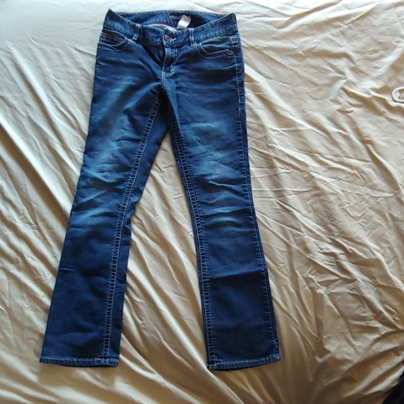 Maurice's Straight - Picture 2 of 4